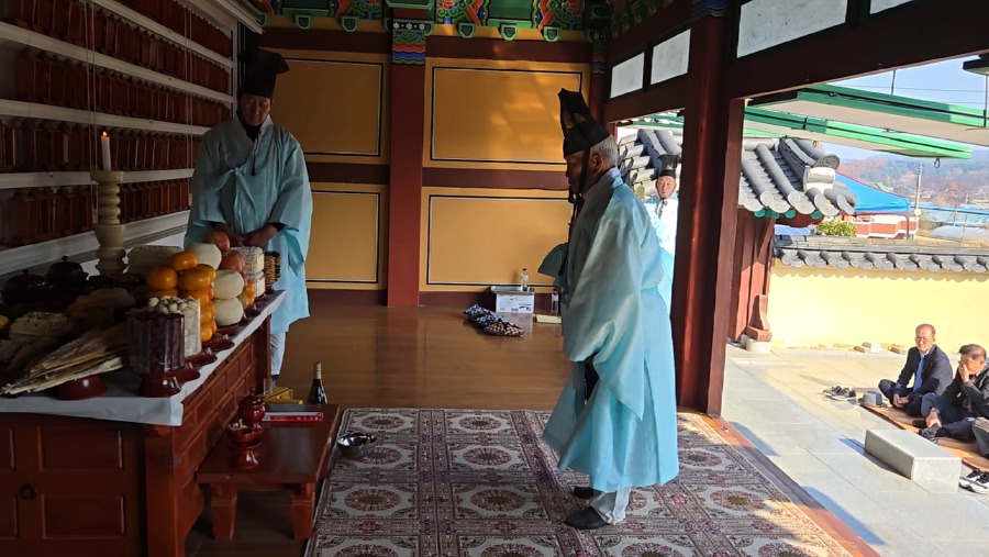 KakaoTalk_20251125_160645833_05.jpg
